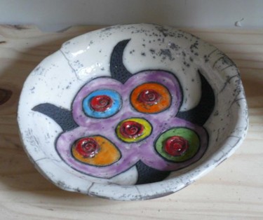 Design titled "coupe fleur violett…" by Armelle Colombier, Original Artwork, Ceramics