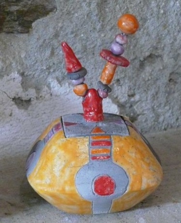 Design titled "boite orange" by Armelle Colombier, Original Artwork, Ceramics