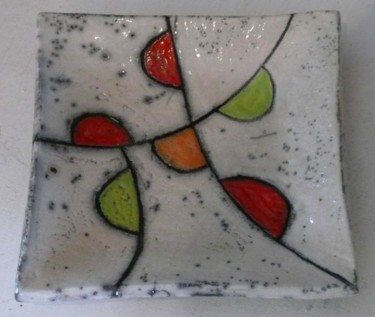 Design titled "coupelle demi rond" by Armelle Colombier, Original Artwork, Ceramics