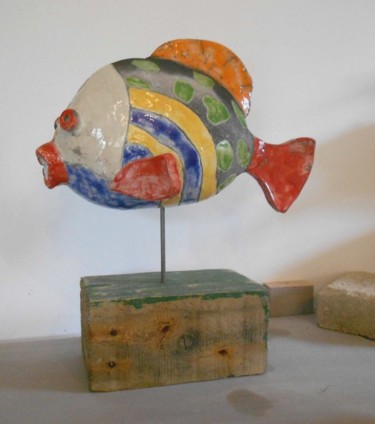 Sculpture intitulée "poisson-ligne-bleue…" par Armelle Colombier, Œuvre d'art originale, Céramique