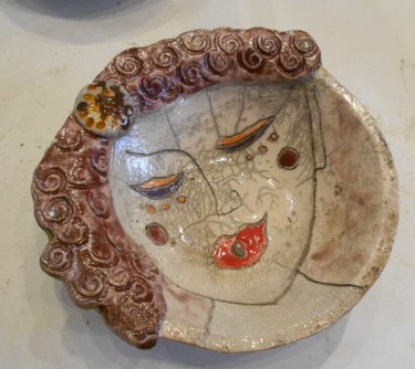 Design intitulée "coupelle-femme-perl…" par Armelle Colombier, Œuvre d'art originale, Céramique