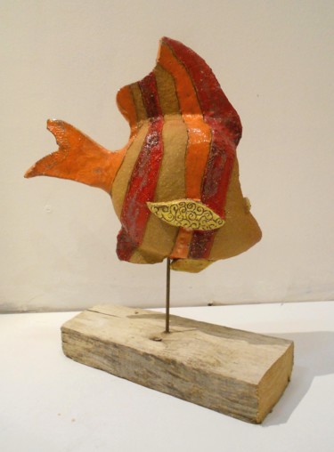 Sculpture intitulée "poisson-gres-ocre.j…" par Armelle Colombier, Œuvre d'art originale