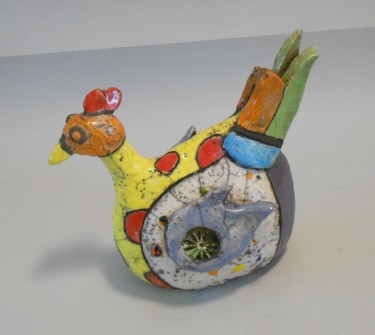 Sculpture titled "la petite poule" by Armelle Colombier, Original Artwork, Ceramics