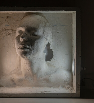 Sculpture titled "Leteya" by Armen Manukyan-Burovtsov (Armmenart), Original Artwork, Cement