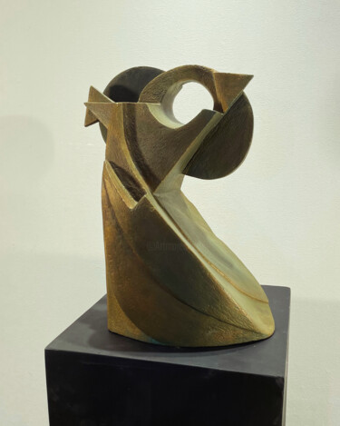 Скульптура под названием "Archimedes, the owl" - Arnaud Quercy, Подлинное произведение искусства, Глина