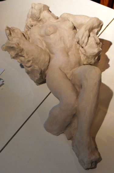 Sculpture titled "Femme allongee.(ter…" by Christian Arnould, Original Artwork, Clay