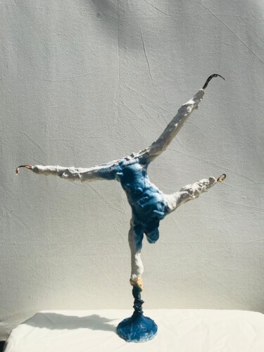 雕塑 标题为“One arm handstand” 由Arouna Guindo, 原创艺术品, 线