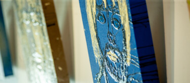 Malerei mit dem Titel "CURT COBAIN" von Art Dalyna, Original-Kunstwerk, Emaille Auf Keilrahmen aus Holz montiert
