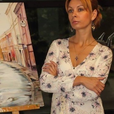 Iryna Benderovska Profile Picture Large