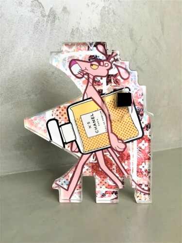 Escultura titulada "Pink Panther - Scor…" por Artcadebites, Obra de arte original, Resina