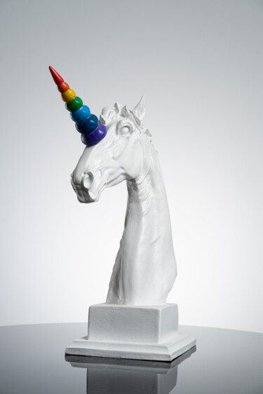 Sculpture titled "Rainbow Unicorn Han…" by Dervis Yusuf Akdemir, Original Artwork, Resin