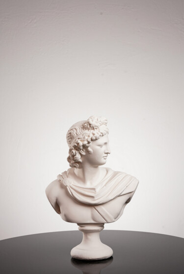 Skulptur mit dem Titel "Greek God Apollo Ha…" von Dervis Yusuf Akdemir, Original-Kunstwerk, Gips