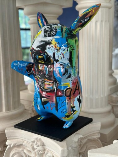 Skulptur mit dem Titel "Pikachu in the Colo…" von Dervis Yusuf Akdemir, Original-Kunstwerk, Harz