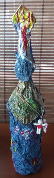 Sculpture titled "País Catalán" by Arte William Arjona Niebla, Original Artwork, Paper maché