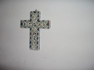 Sculpture titled "Pebble Cross" by Arteangel, Original Artwork