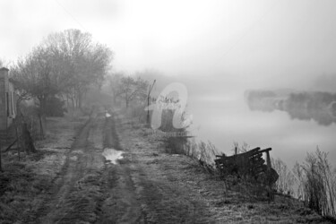 Photographie intitulée "Brumes sur le canal…" par Artenseo, Œuvre d'art originale, Photographie numérique