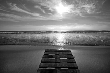 Photographie intitulée "Plage de Méditerran…" par Artenseo, Œuvre d'art originale, Photographie numérique