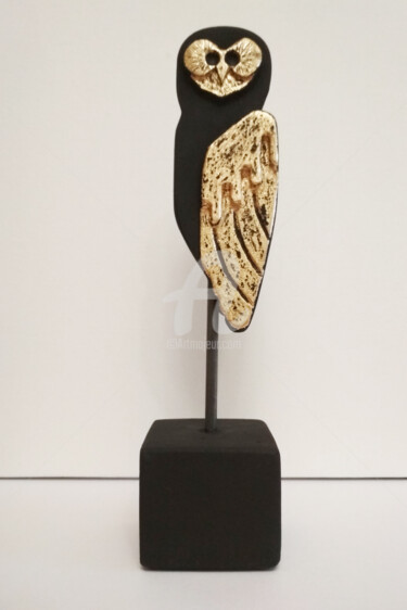 Картина под названием ""Owl with a golden…" - Arthuris, Подлинное произведение искусства, Камень