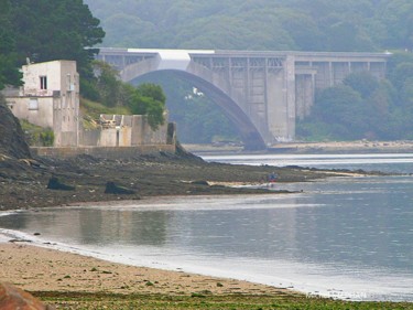 Pont Albert Louppe vu du Moulin Blanc au Relecq Kerhuon Photographie intitulée "Pont Albert Louppe…" par Michel Stephan, Œuvre d'art originale, Photographie numérique