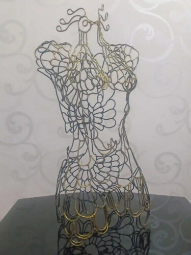Sculpture titled "Сердце девушки" by Artmaster Gurban, Original Artwork, Metals