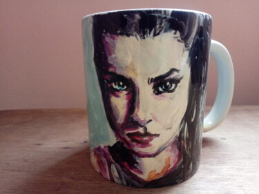 Hand Painted Porcelain Mug - Amy Lee Design intitulée "Hand Painted Porcel…" par Artrium Art Jorge Quiros, Œuvre d'art originale, Accessoires