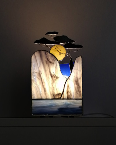 Design titled "Lamp On the rock" by Anna Smilyanskaya, Original Artwork, Luminaire