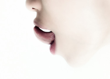 Fotografia intitolato "Tongue" da Anna Sowinska, Opera d'arte originale, Fotografia digitale