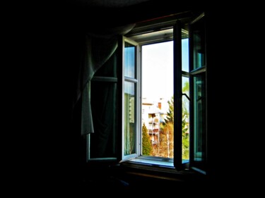 Fotografía titulada "La ventana de Salzb…" por Arturo Carrión, Obra de arte original