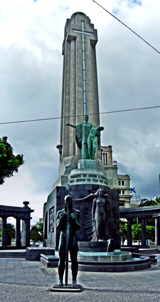 Photography titled "Plaza España - Tene…" by Arturo Carrión, Original Artwork