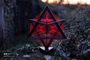 Скульптура под названием "Star octangle | 72…" - Kevin Fernandez (Artwork.e.v), Подлинное произведение искусства, Дерево