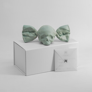 雕塑 标题为“SWEET HEAD pale” 由Aspencrow, 原创艺术品, 树脂