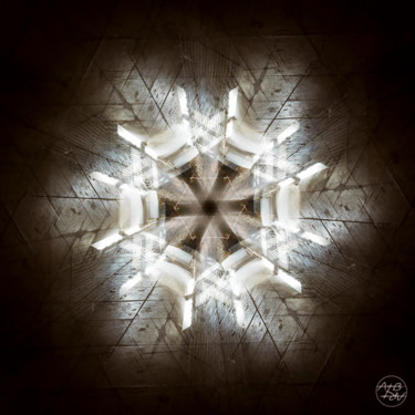 Photography titled "- Flocon -" by Atb Art, Original Artwork, Light Painting Mounted on Other rigid panel