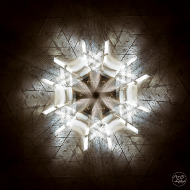 - Flocon - Photographie intitulée "- Flocon -" par Atb Art, Œuvre d'art originale, Light Painting Monté sur Autre panneau rigide