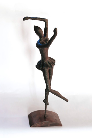 Sculpture titled "Black III Ballerina" by Mônica Villela, Original Artwork, Paper maché