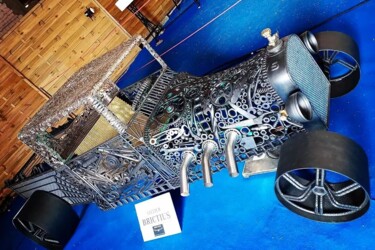 Sculpture titled "Hot Rod of death" by Atelier Brictius, Original Artwork, Metals