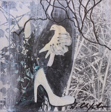 Collages titled "Le nid" by Nathalia Chipilova, Original Artwork, Collages Mounted on Wood Stretcher frame