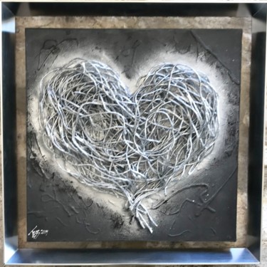 Sculpture intitulée "Coeur Alu" par Tess, Œuvre d'art originale, Acrylique