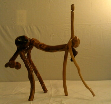 Escultura titulada "Erotic African Wood…" por Ateplus, Obra de arte original, Madera