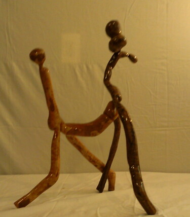 Skulptur mit dem Titel "Erotic African Wood…" von Ateplus, Original-Kunstwerk, Holz