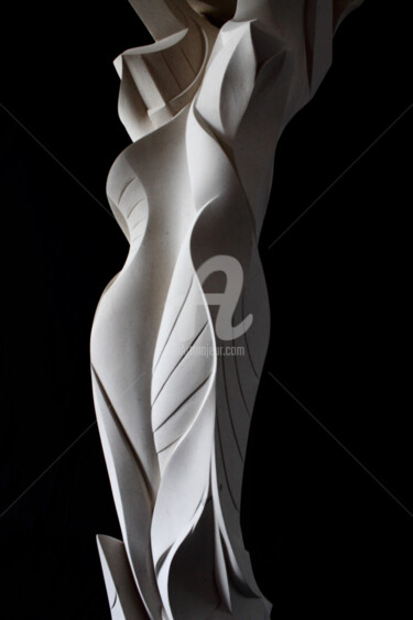 Sculpture intitulée "La Parisienne" par Nicolas Audigier, Œuvre d'art originale, Pierre
