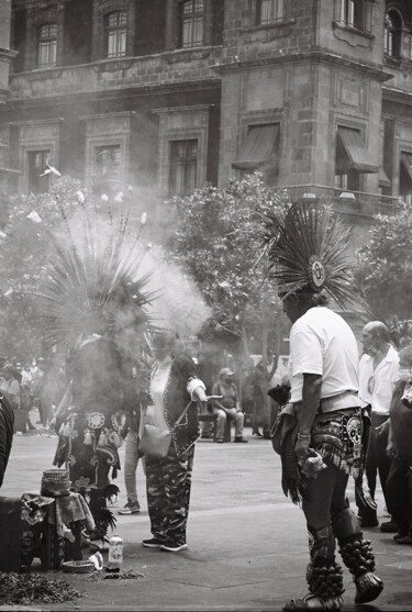 Fotografia intitolato "Zócalo" da Audrey Dora, Opera d'arte originale, fotografia a pellicola