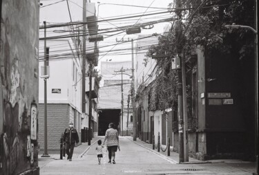 Photography titled "Calle de Mexico" by Audrey Dora, Original Artwork, Analog photography