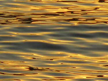 Photographie intitulée "Le soleil dans l'eau" par Aurélien Comte, Œuvre d'art originale, Photographie numérique