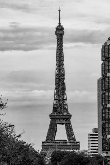 Fotografie mit dem Titel "Tour Eiffel depuis…" von Aurélien Comte, Original-Kunstwerk, Digitale Fotografie