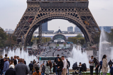 Fotografia zatytułowany „Champ de Mars” autorstwa Aurélien Comte, Oryginalna praca, Fotografia cyfrowa