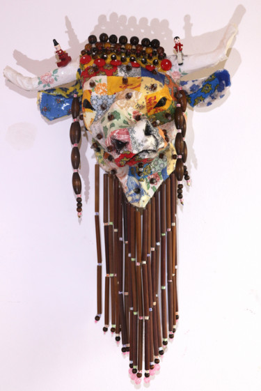 Sculpture titled "Hot high mountains" by Aurore Lanteri, Original Artwork, Collages