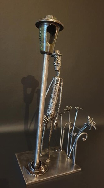 Sculpture titled "Réverbère" by Sandrine Plumard, Original Artwork, Metals