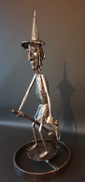 Скульптура под названием "La sorcière Magoula" - Sandrine Plumard, Подлинное произведение искусства, Металлы