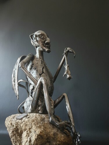Sculpture titled "Gargouille" by Sandrine Plumard, Original Artwork, Metals