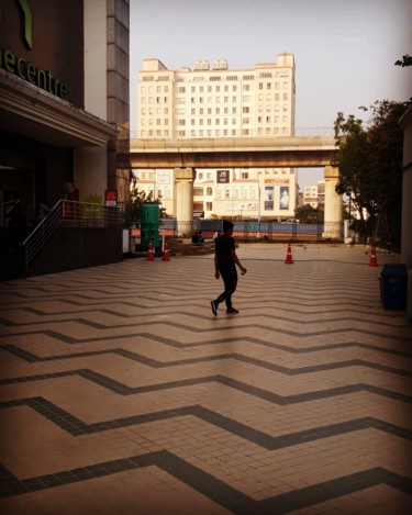 Photography titled "Axis Mall" by Avik Chakravorty, Original Artwork, Non Manipulated Photography